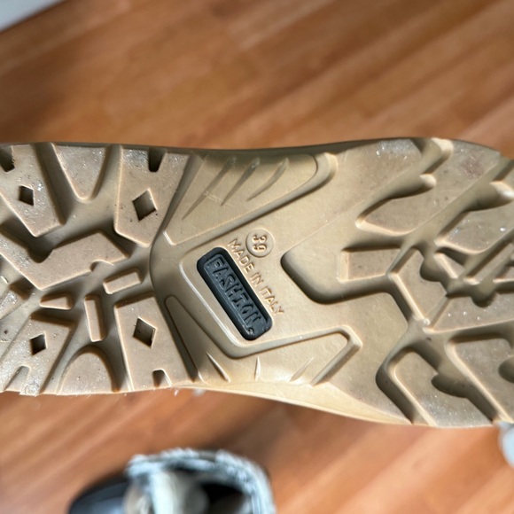 Pajar Winter Boots - Picture 6 of 6